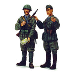 Italienischer Aufklärungsoffizier mit Soldat 1940-45